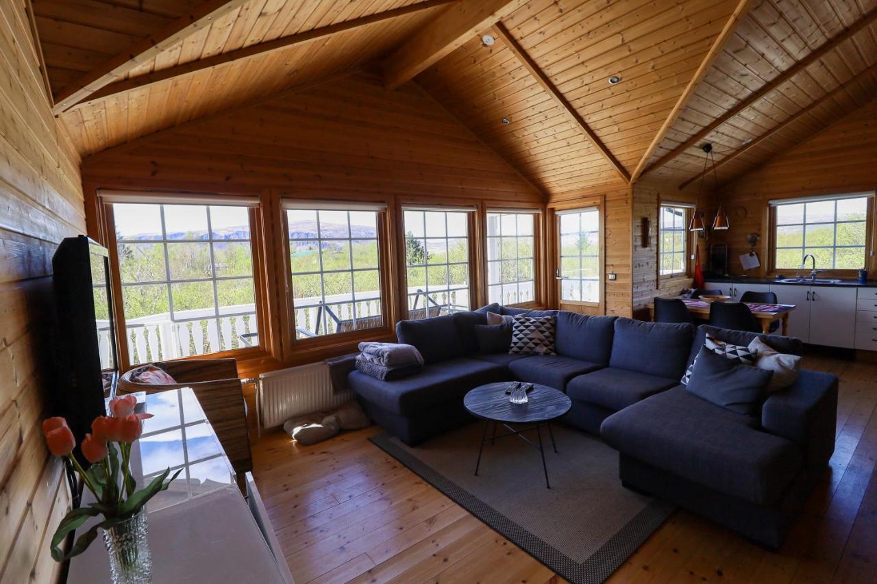 Golden Circle Vacation Home With Hot Tub & Fire Place Selfoss Exterior foto